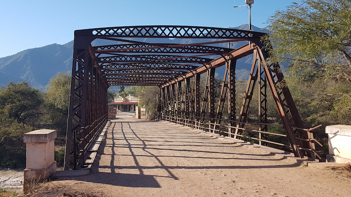 puente de hierro de alemania Salta
