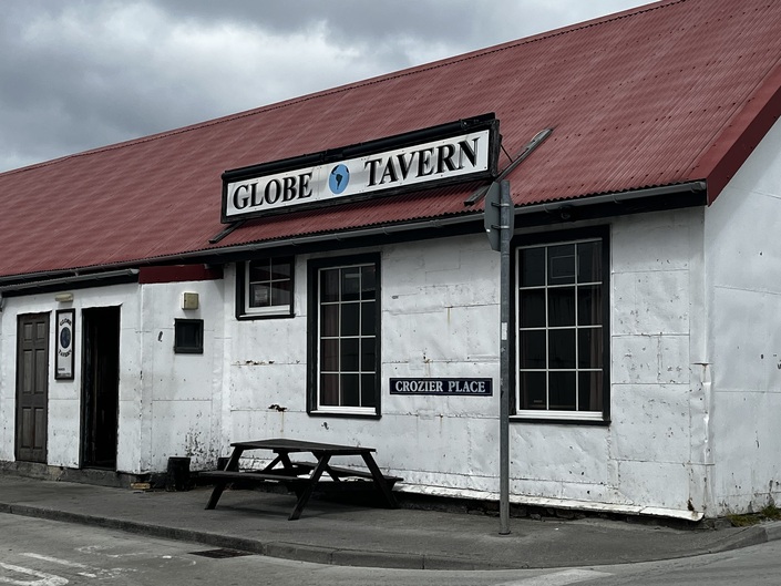 globe tavern en stanley islas malvinas