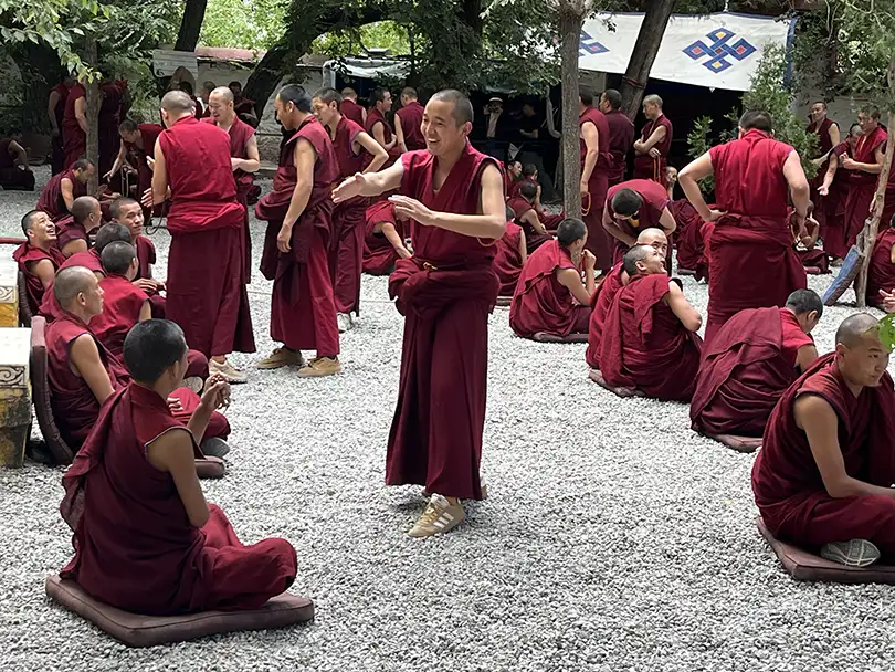 debates teologicos monasterio sera
