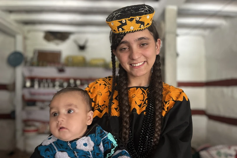 mujeres kalasha